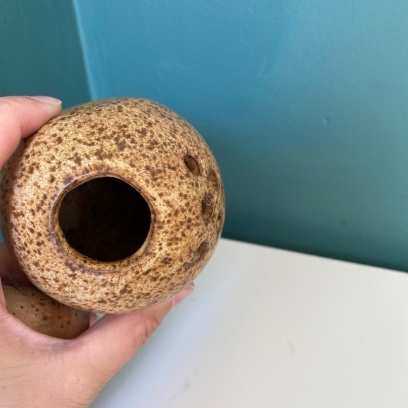 HANDMADE Pottery Parmesan Cheese Shaker with Cork Stop Tan Brown Speckle Glaze - Picture 2 of 13